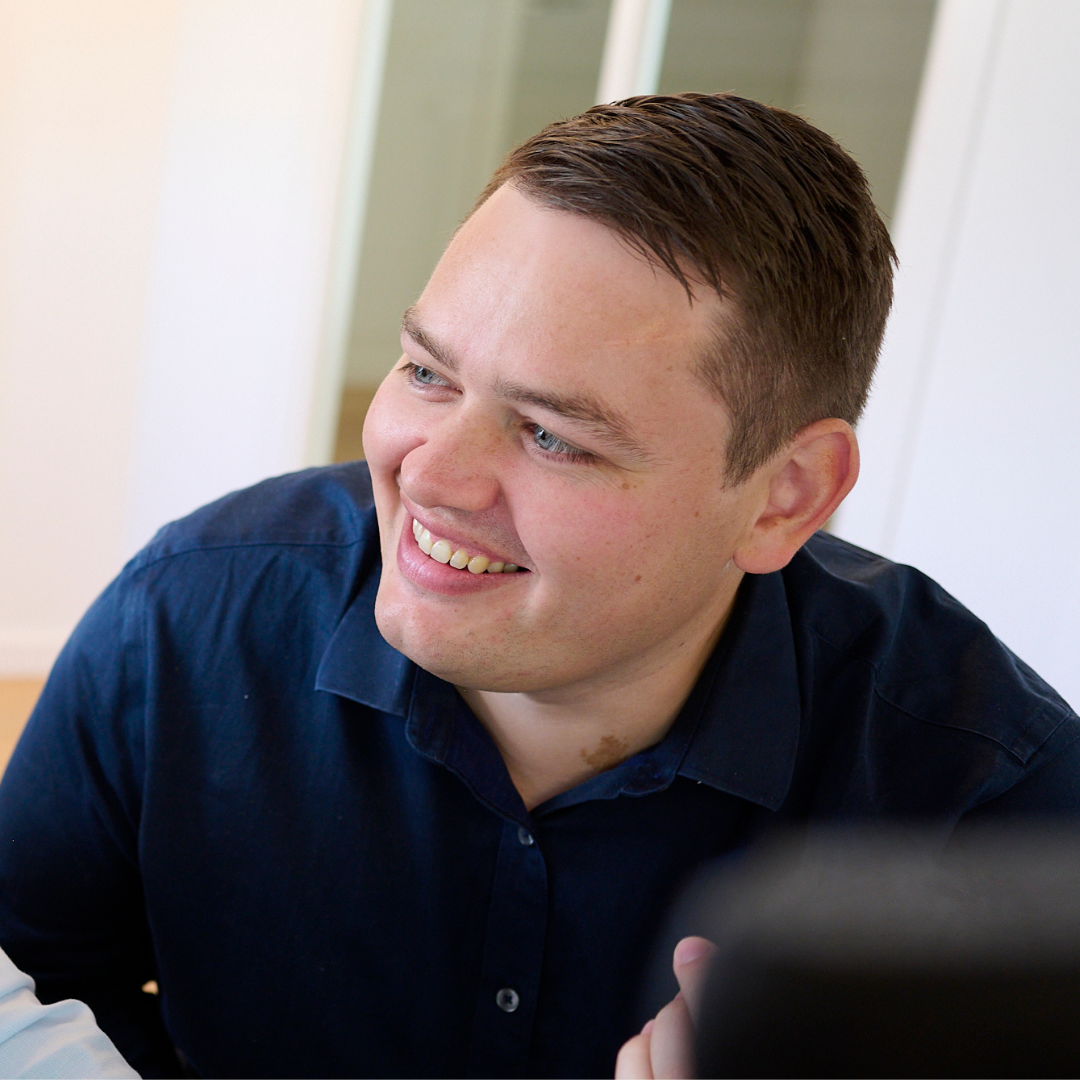 Billede af vores medarbejder og kollega Oliver